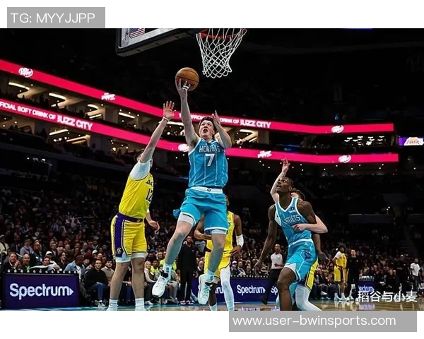 尼克史密斯谈黄蜂与湖人风格差异强调身体对抗的重要性